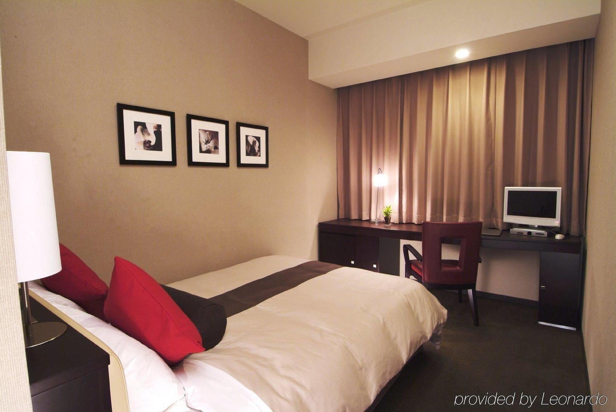 Отель Sotetsu Grand Fresa Shinagawa Seaside Токио Номер фото