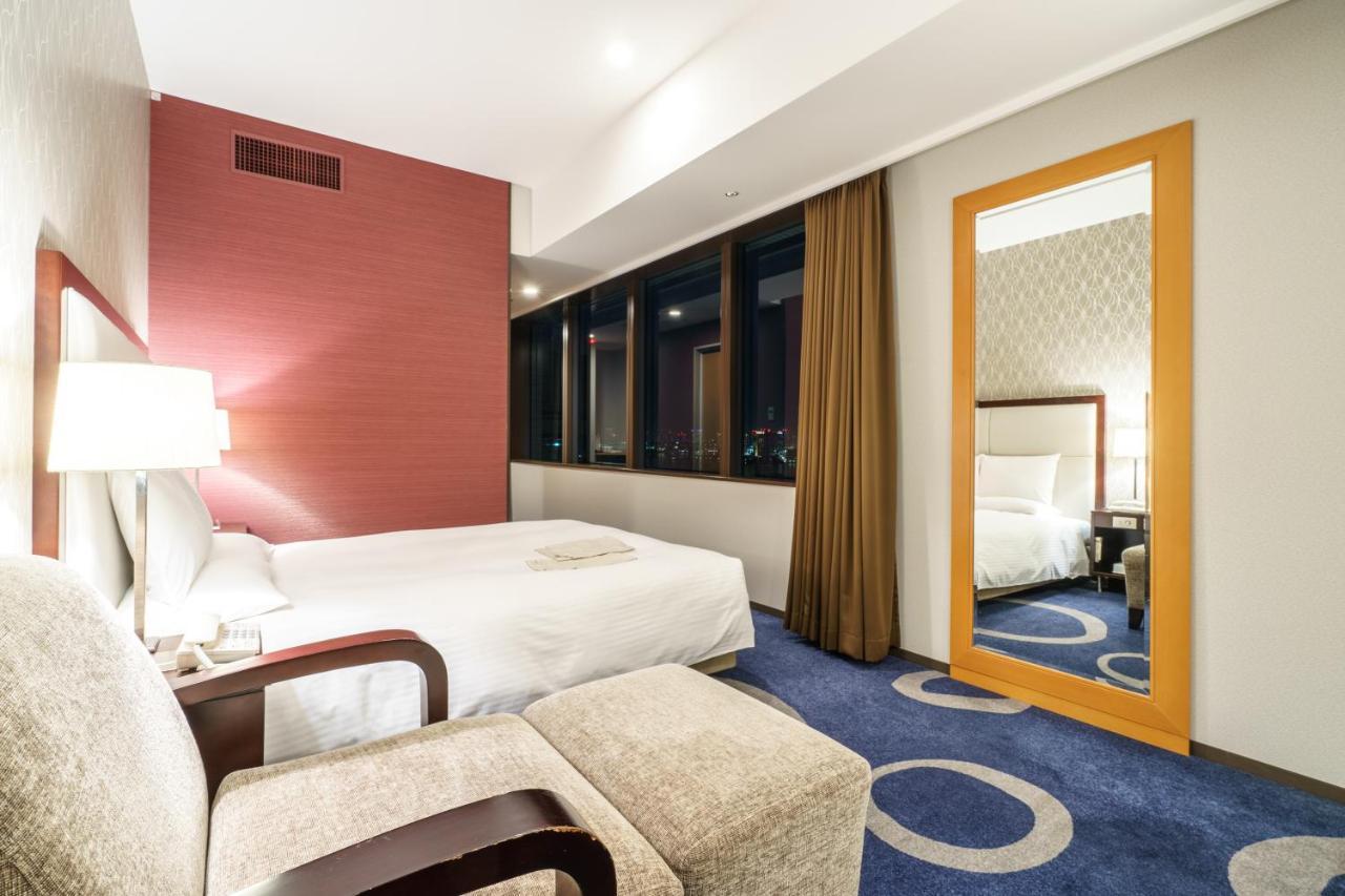 Отель Sotetsu Grand Fresa Shinagawa Seaside Токио Экстерьер фото